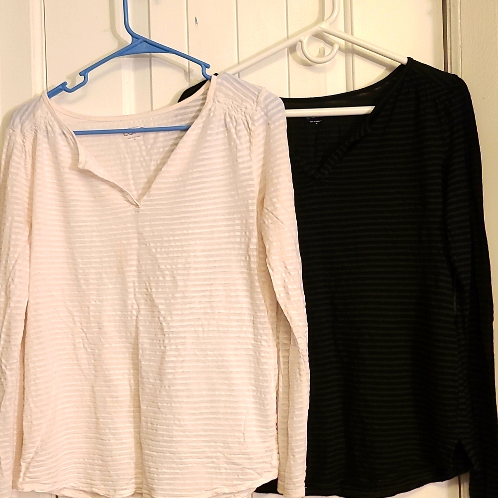 BUNDLE OF SAME ANN TAYLOR LOFT LONG SLV TEE